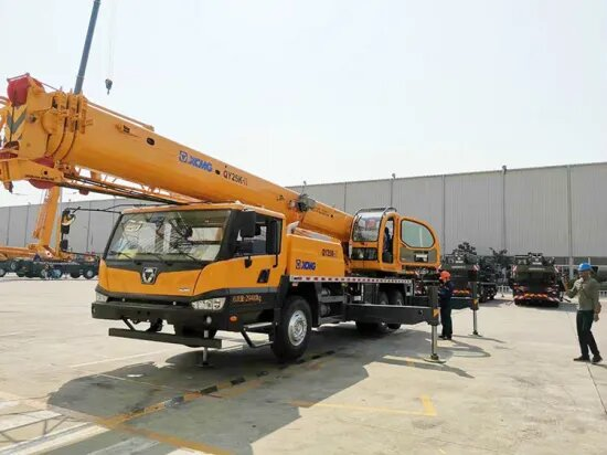 XMCG Truck Mounted Crane QY25K models